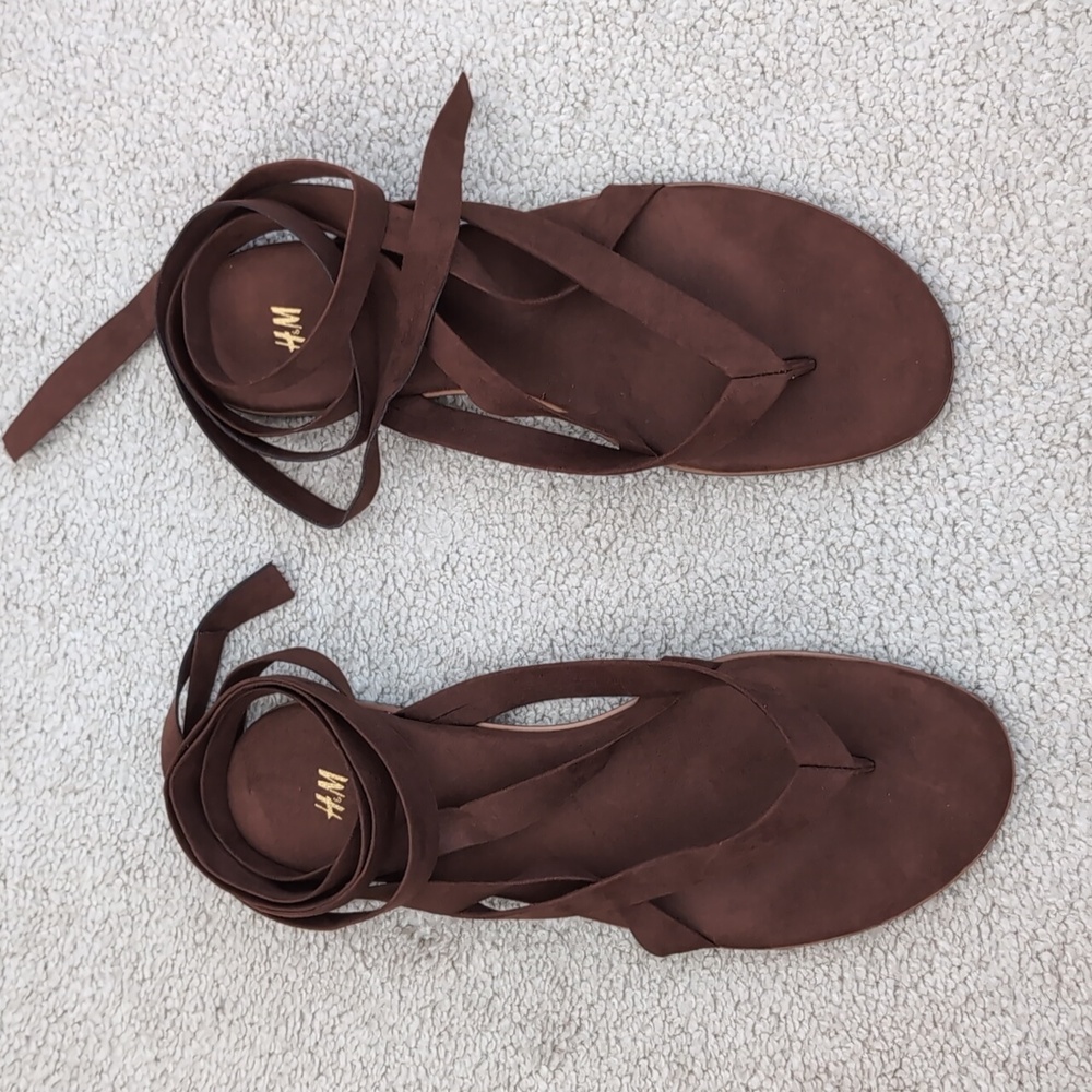 Hm sandals shoes, women, size 39 fit like 7 1/2